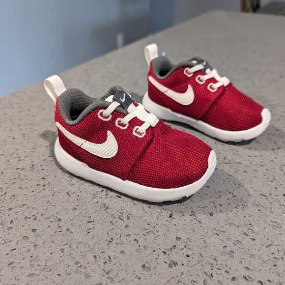 Nike Roshe Toddler Shoes - Size 5 - Picture 6 of 7